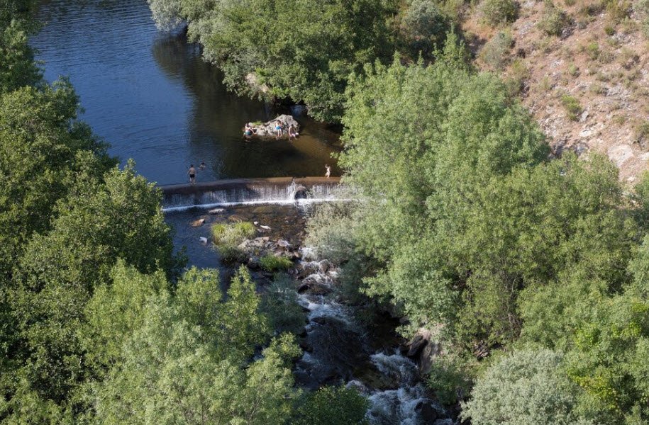 Praia Fluvial de Ponte Frades, Portugal